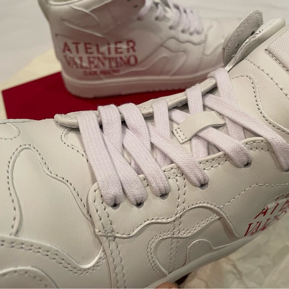 ❌SOLD❌ VALENTINO GARAVANI
White 07 Camouflage Edition Atelier Mid-Top Sneakers - Picture 13 of 16